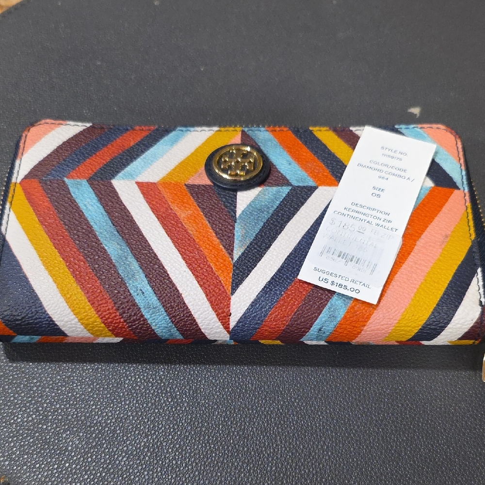 Tory Burch Kerrington Zip Wallet